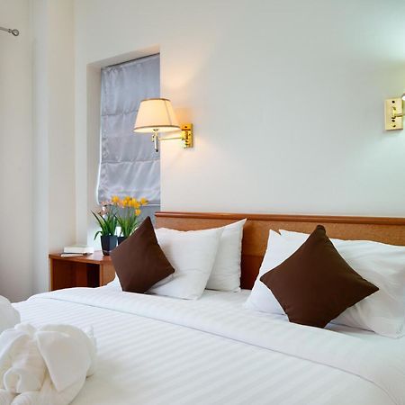 Kanchanaburi City Hotel Extérieur photo