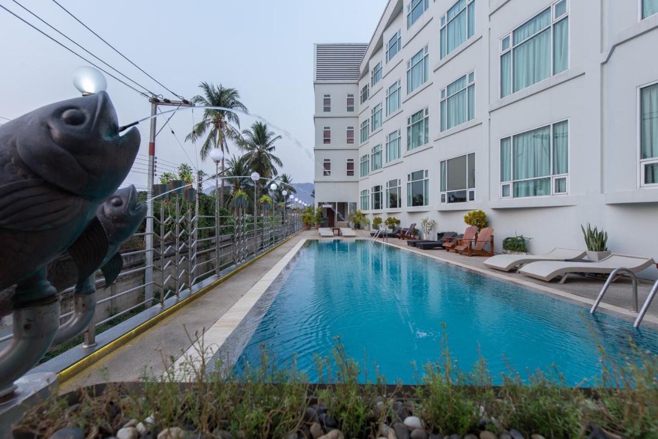 Kanchanaburi City Hotel Extérieur photo