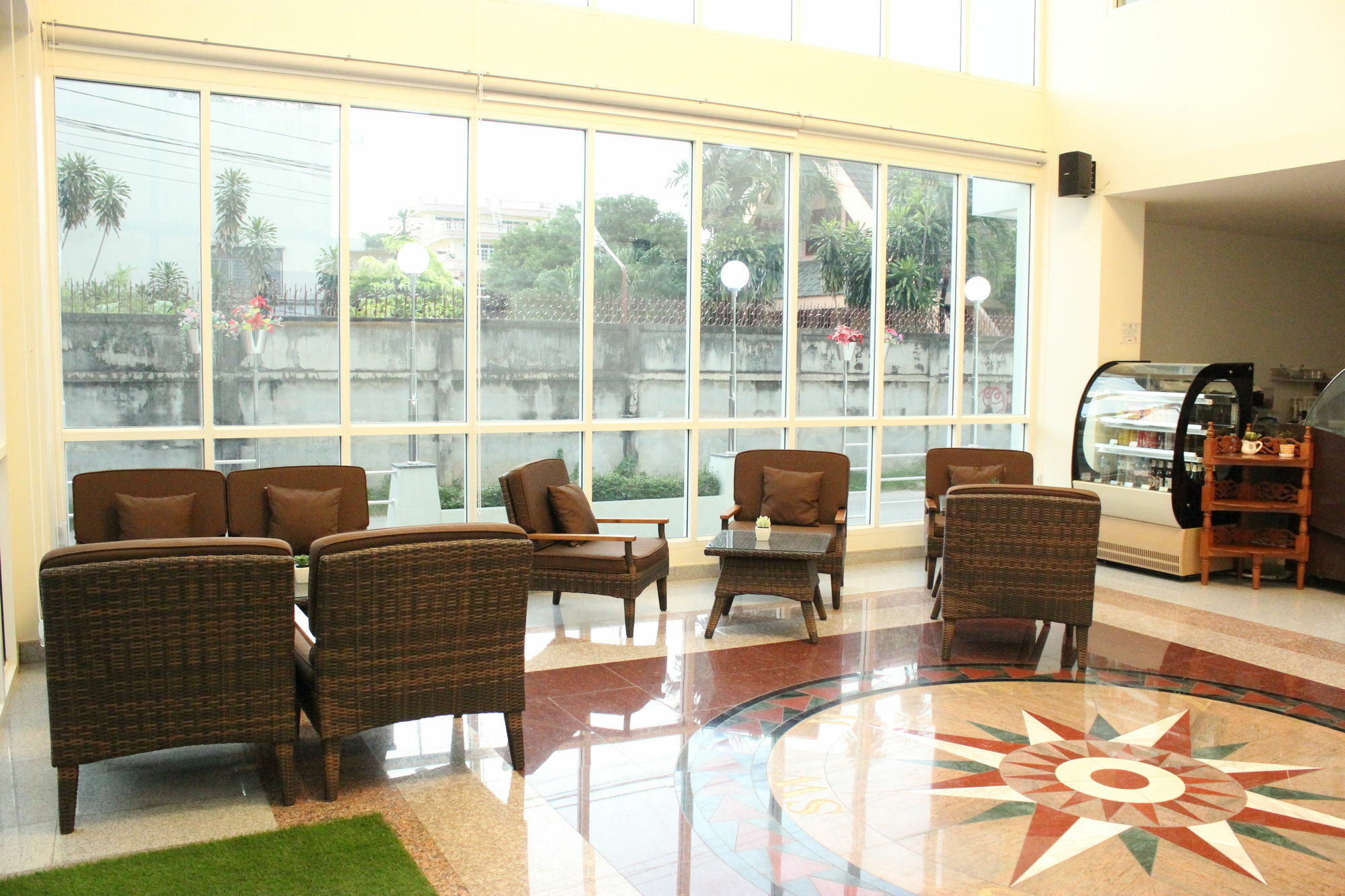 Kanchanaburi City Hotel Extérieur photo